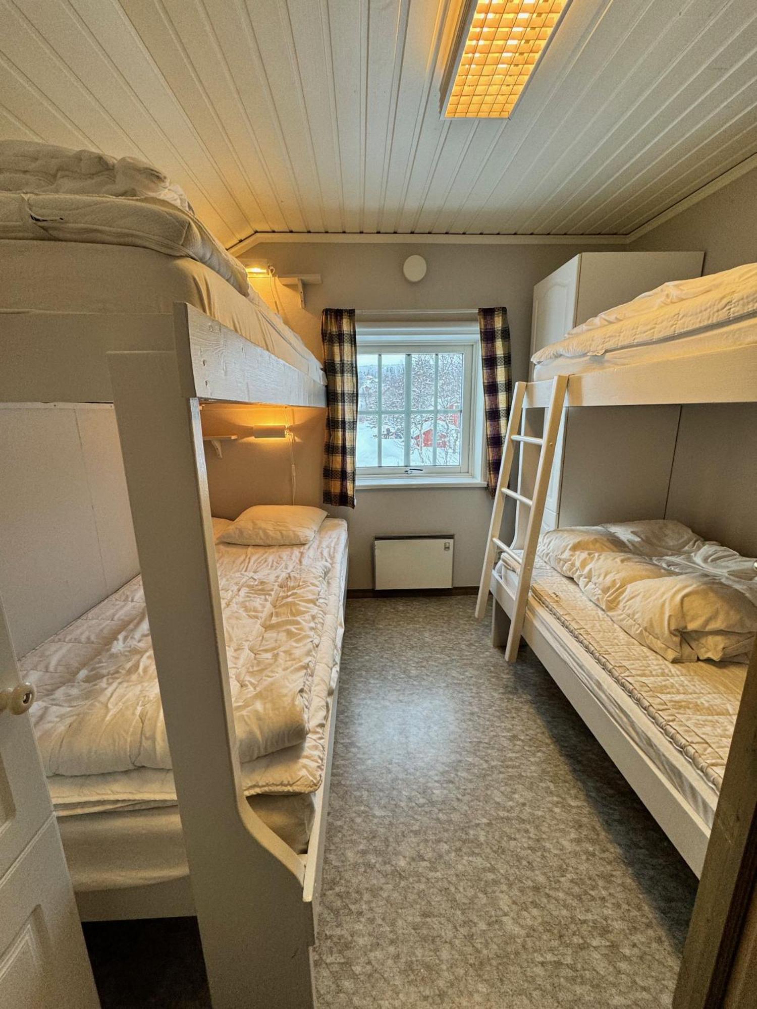 Apartamento Lullens Stugby - Laegenhetshuset 6-9 Bruksvallarna Exterior foto